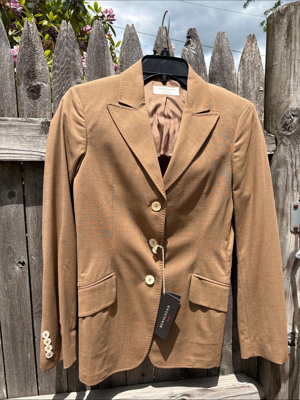 Bensussan Milano size 38 tan wool blazer. NWT!!